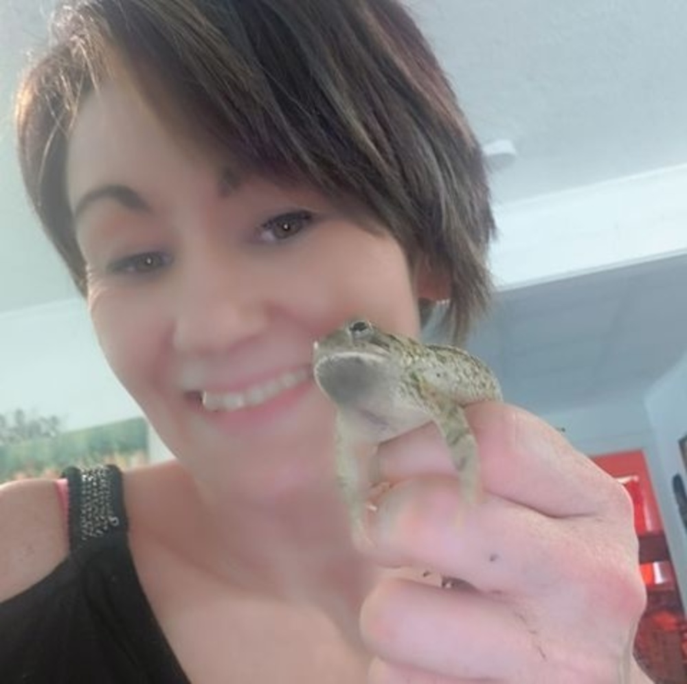 Meet your Posher, Crystal